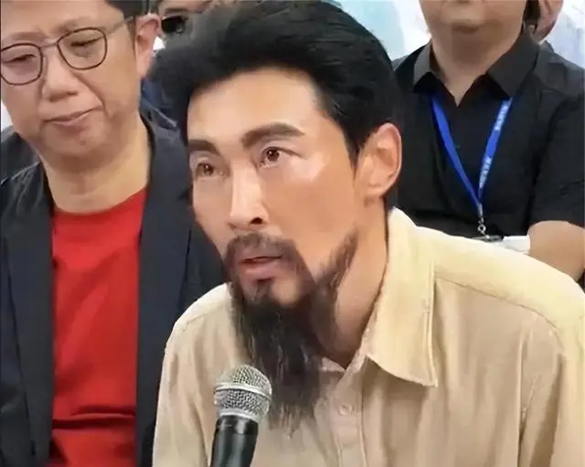 曹磊接演周恩来角色,《伟大的长征》开启特型演员代际更替 | 资讯配图 曹磊接演周恩来角色,《伟大的长征》开启特型演员代际更替 | 资讯配图