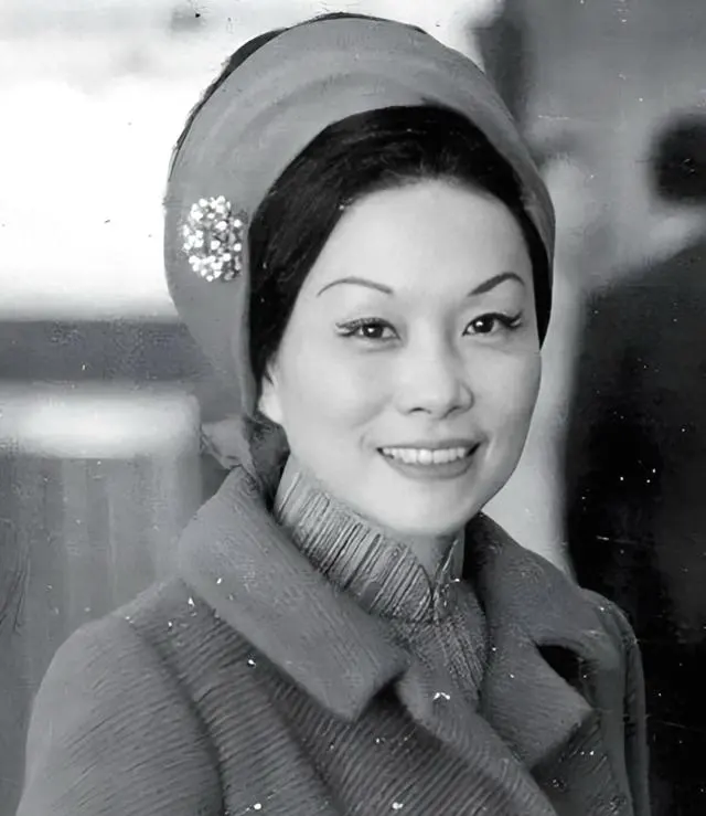 陈香梅回忆录披露陈纳德将军晚年病况与家庭生活细节 | 资讯配图 陈香梅回忆录披露陈纳德将军晚年病况与家庭生活细节 | 资讯配图