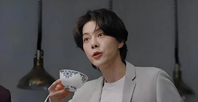 《蜜语纪》中餐厅重开引冲突，段翱翔挖主厨断咸肉供应遭反制 | 资讯配图