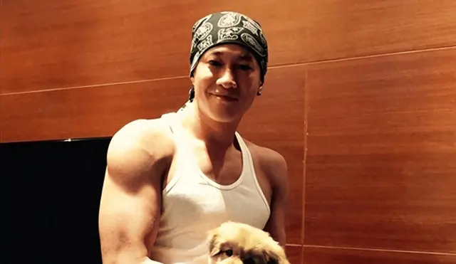 何润东因《逐玉》对比效应获6个代言，14年前《楚汉传奇》项羽片段重登热搜 | 资讯配图