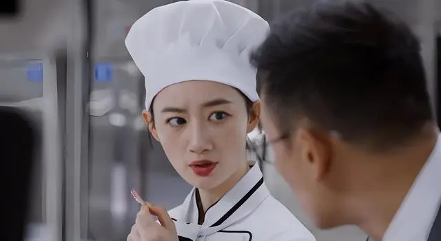 《蜜语纪》中餐厅重开引冲突，段翱翔挖主厨断咸肉供应遭反制 | 现场图