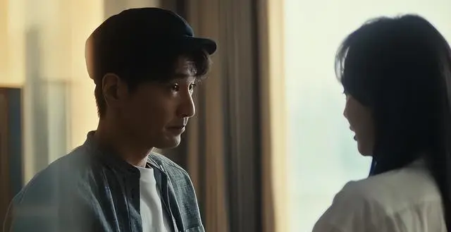 《爱情没有神话》开播：赵又廷唐嫣杨采钰三线并进呈现都市关系真实切口 | 相关图片