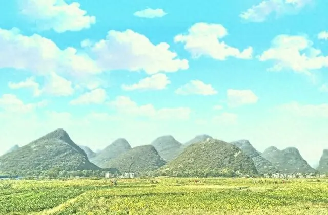 电影《马腾，你别走》北京首映礼主演哽咽回应“走与留”命题 | 资讯配图